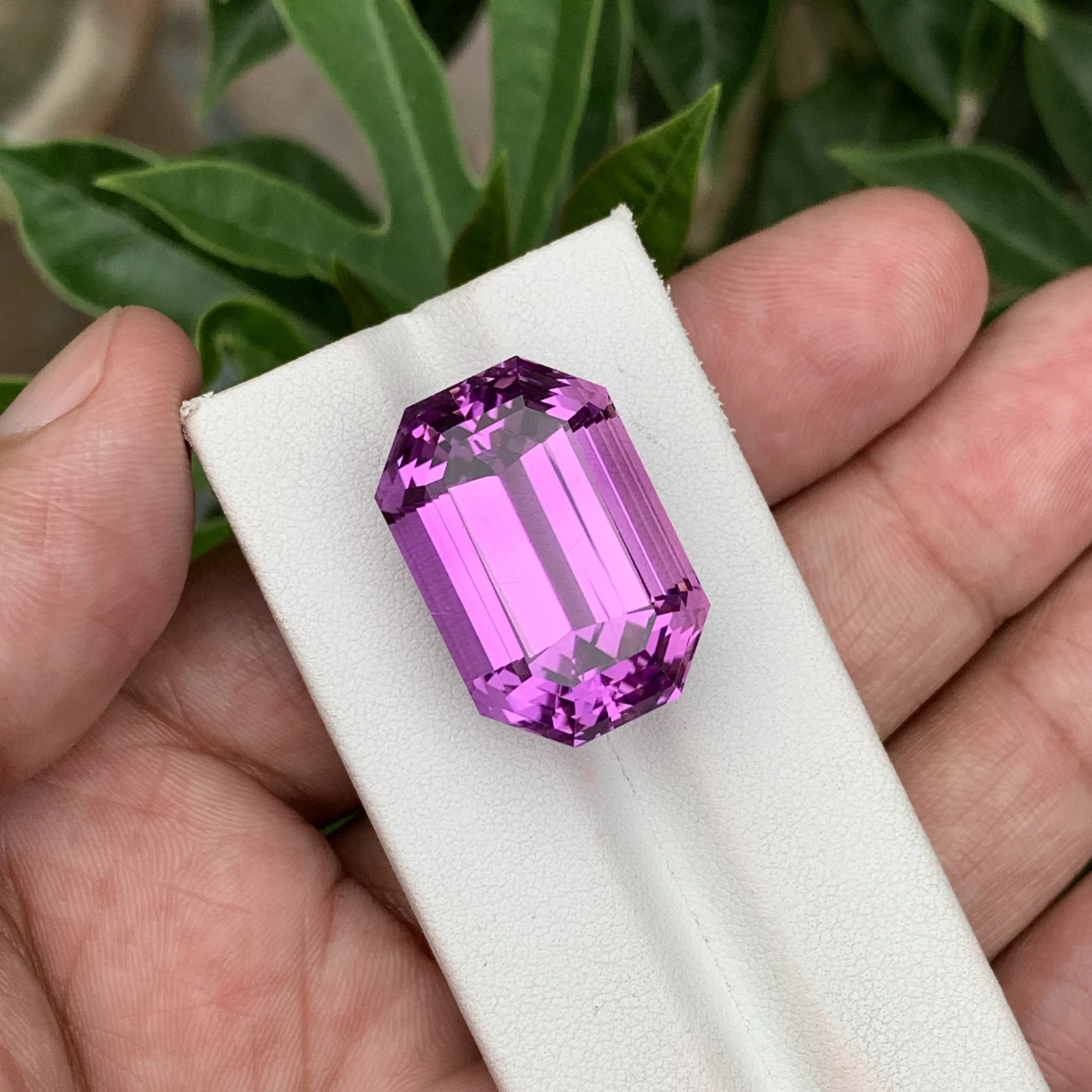 51.65 CT Natural Pinkish Purple Kunzite Octagonal Shape Loose Gemstone — view 3